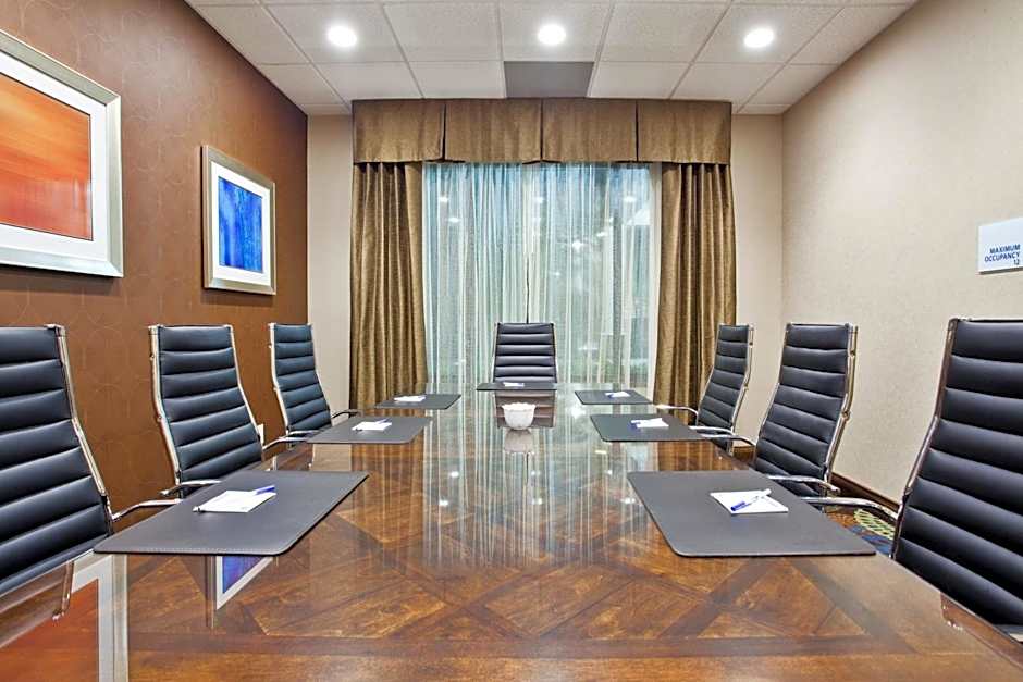 Holiday Inn Express Hotel & Suites Buford NE - Lake Lanier Area By IHG