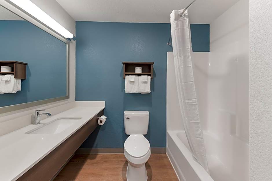 WoodSpring Suites Dayton North