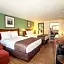 Travelodge by Wyndham Macon West
