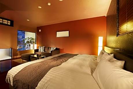 New Wing Japanese-Western Style Suite Room with Terrace - Non-Smoking