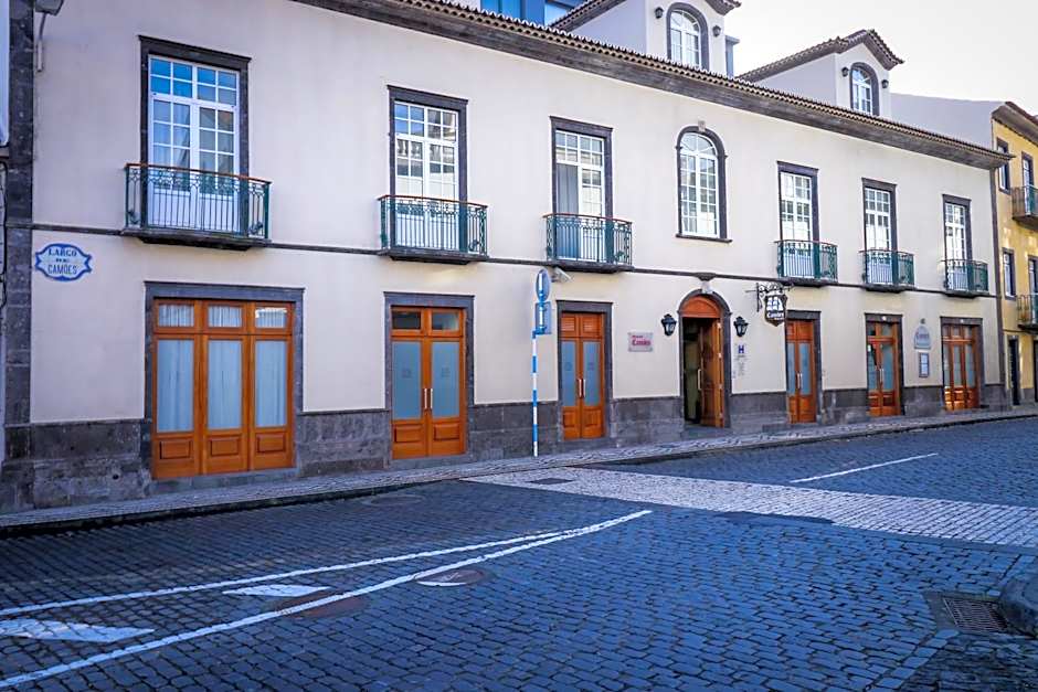 Hotel Camoes