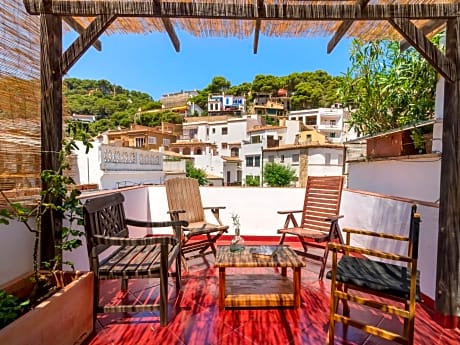 Charming Fisherman's House Sa Tuna Beach