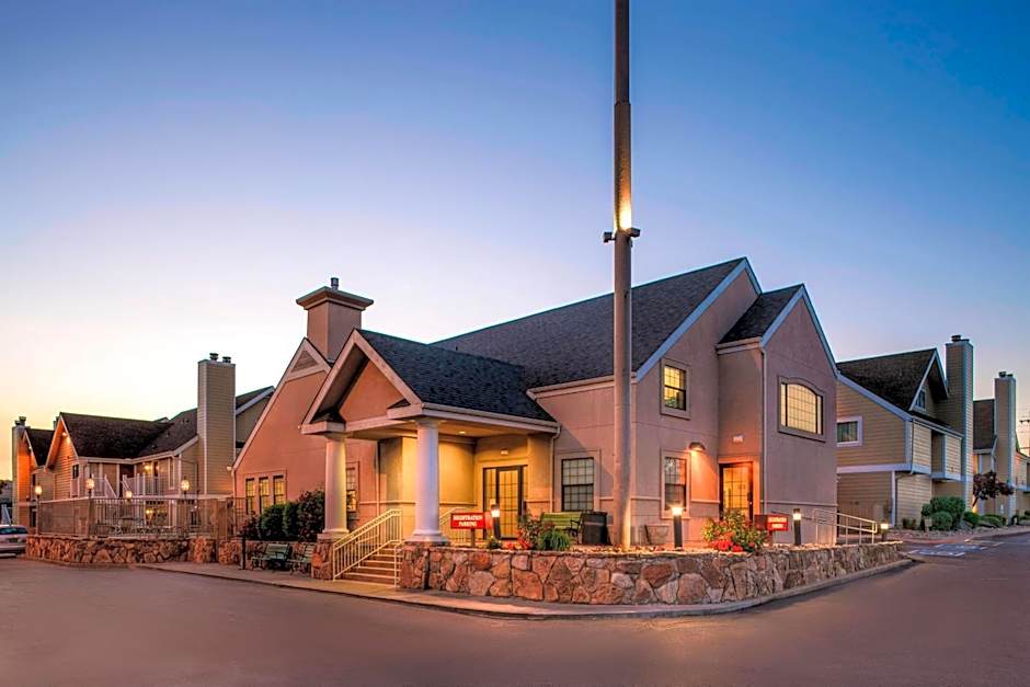 Residence Inn by Marriott Denver Downtown – Denver, CO