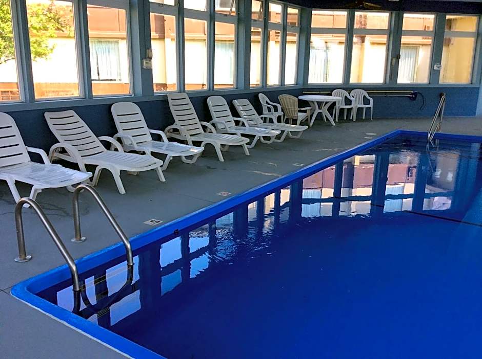 Days Inn by Wyndham Albion