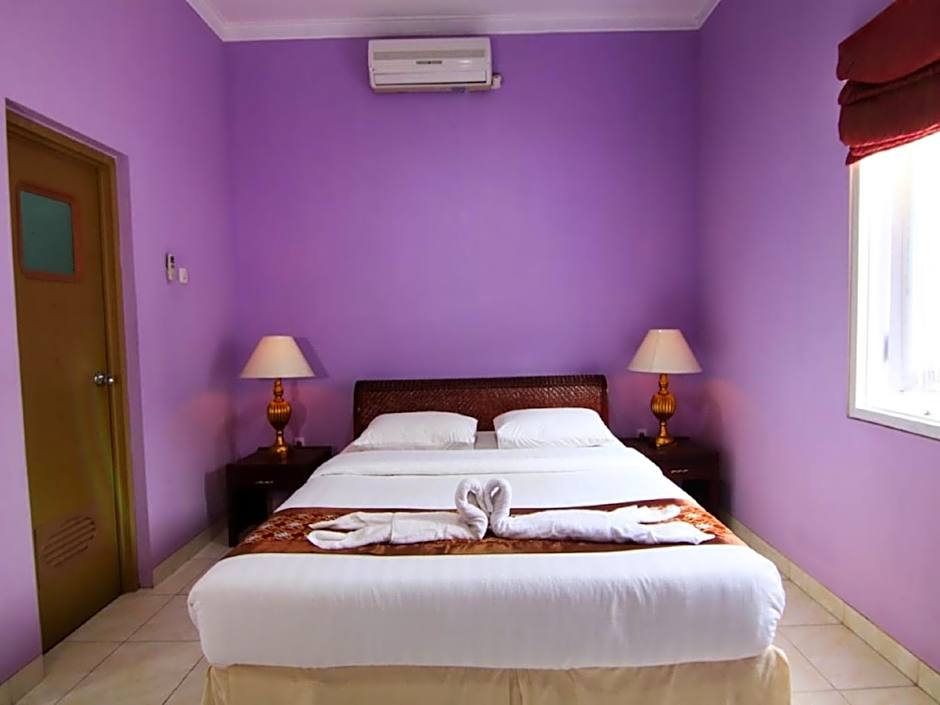 Hotel Signature Mandala Kencana