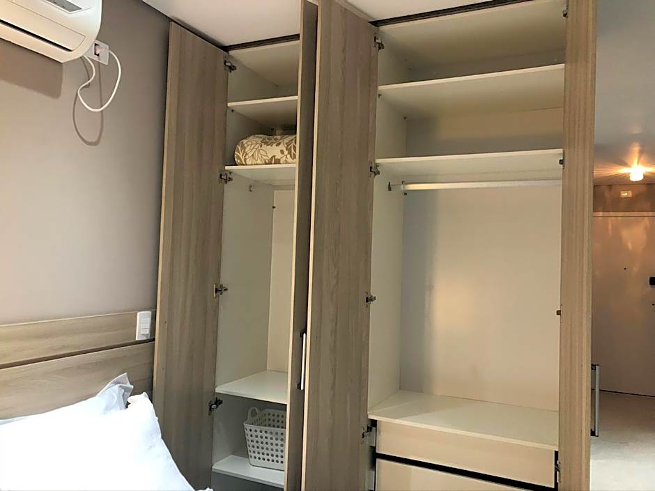 Flat 5 estrelas charmoso na Granja Viana