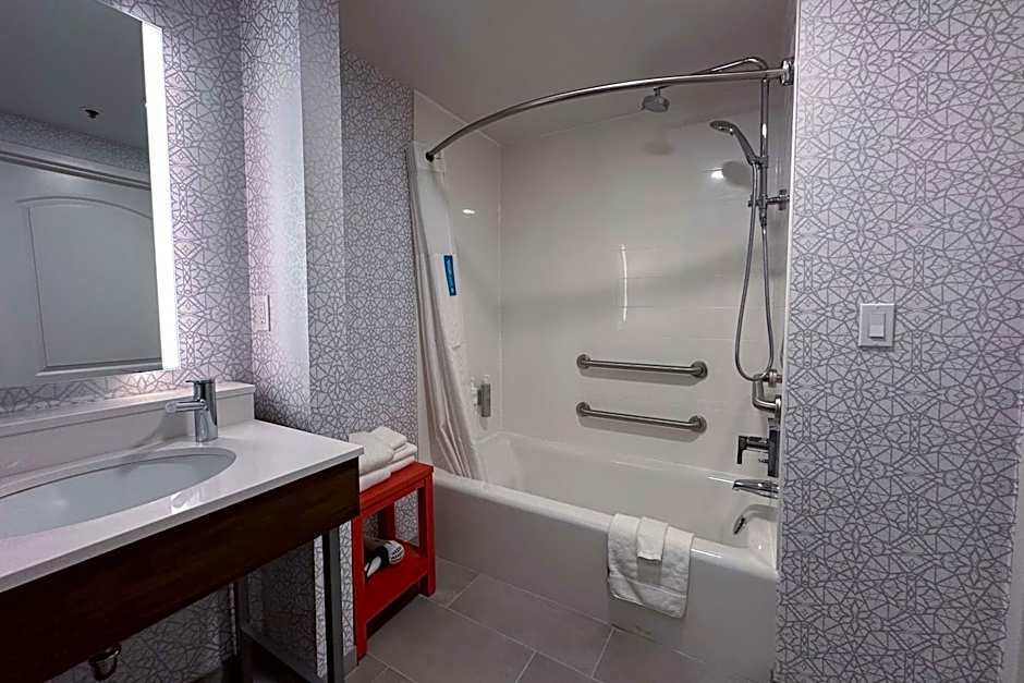 Hampton Inn By Hilton Fremont