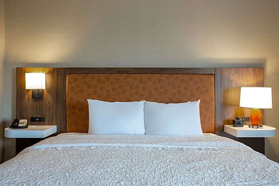 Hampton Inn By Hilton Watertown