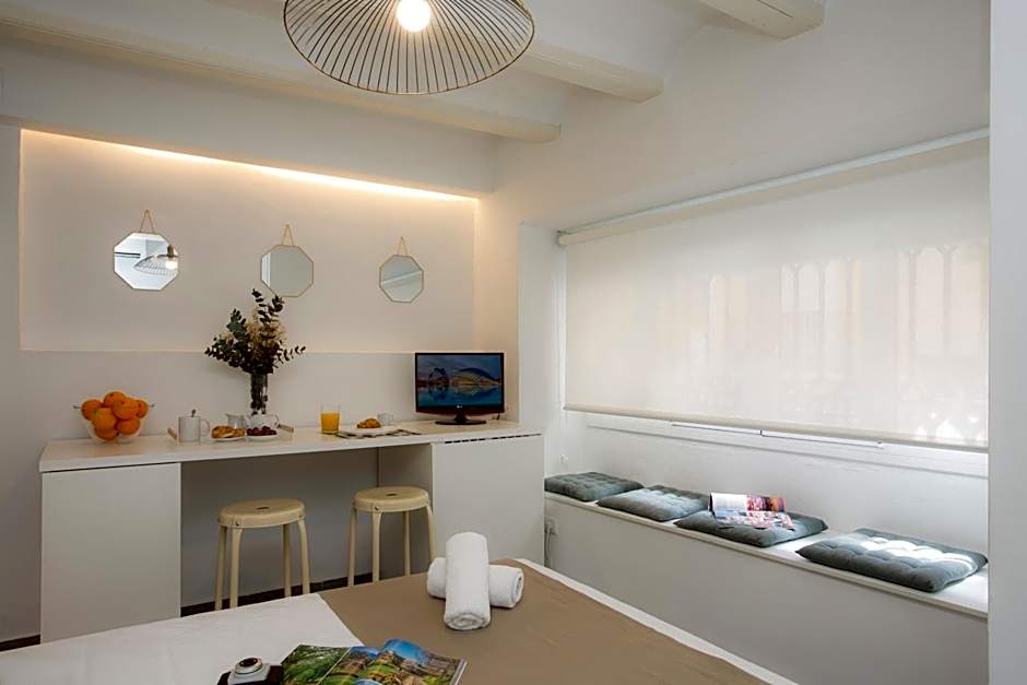 SingularStays Botanico 29 Rooms