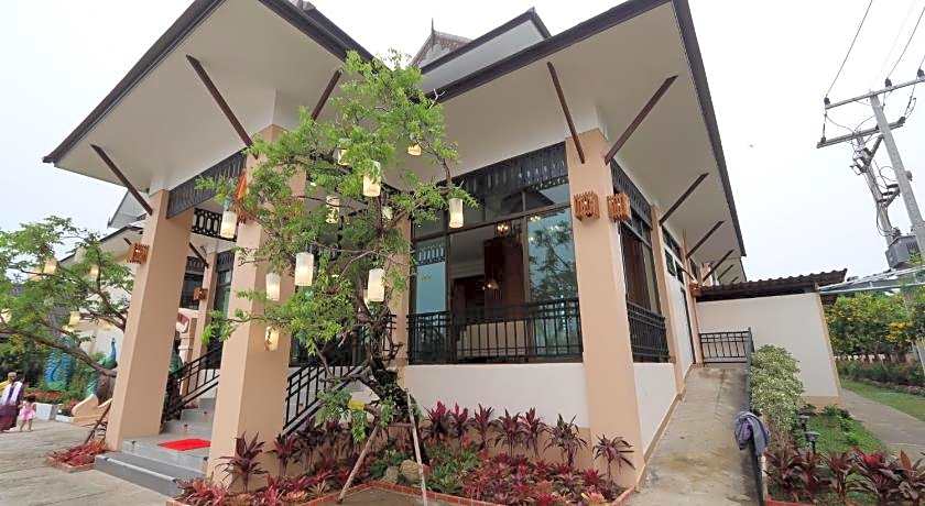 Peacock De Pai Hotel