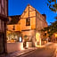 Hotel Aux Vieux Remparts, The Originals Relais (Relais du Silence)