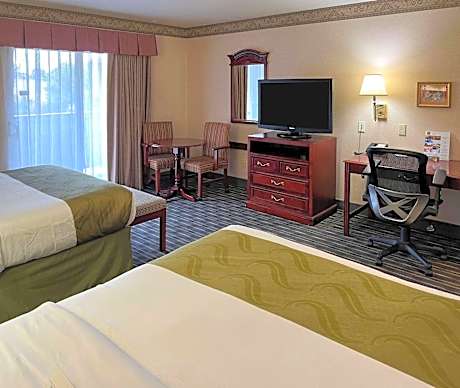 Queen Room with Two Queen Beds - Non-Smoking