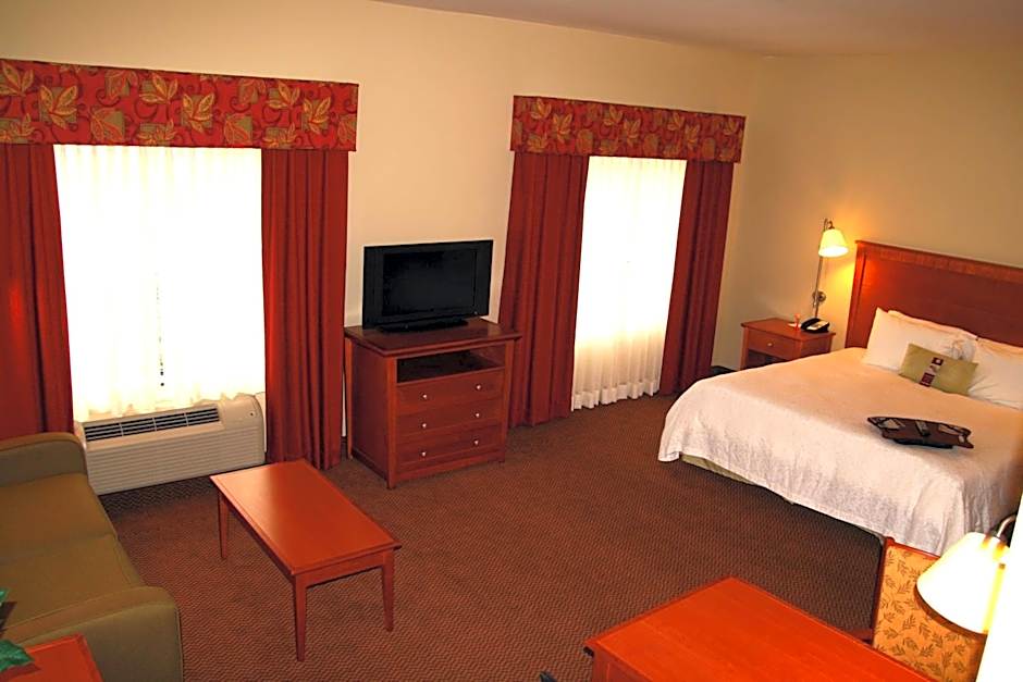 Hampton Inn By Hilton Clinton