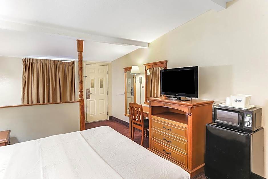 Americas Best Value Inn and Suites El Centro