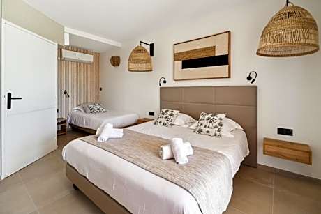 Triple Room - Terrace Garden view