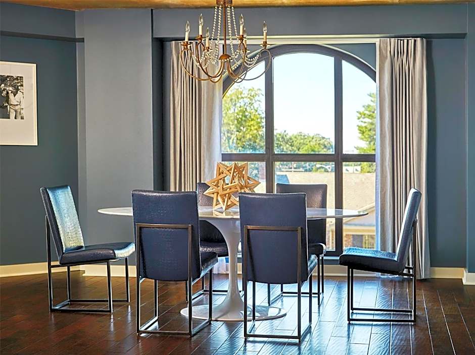 Graduate by Hilton Oxford