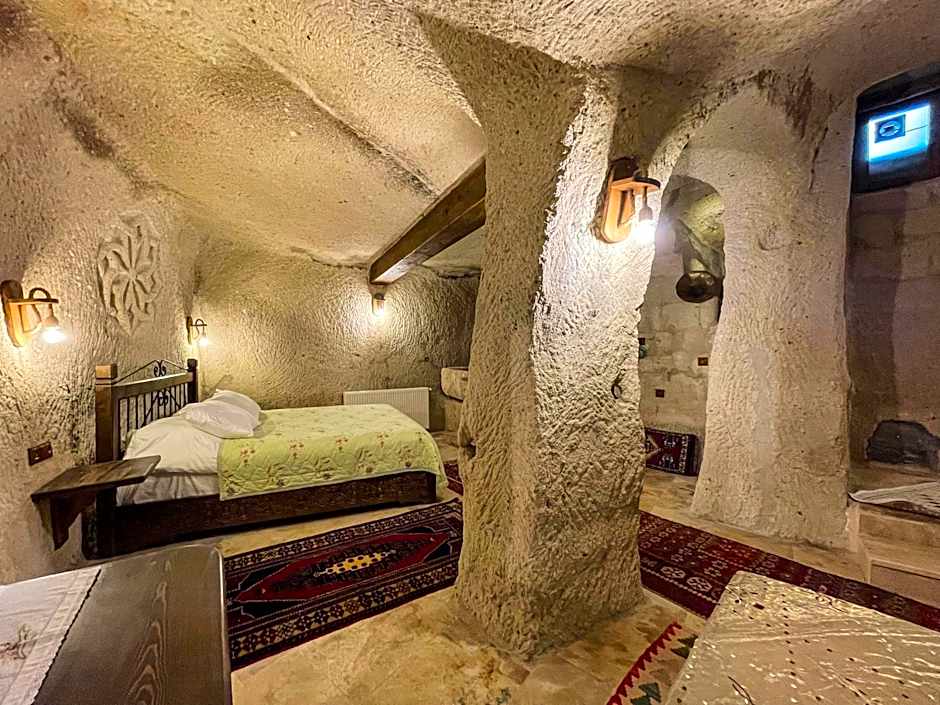 Takunya Cave Hotel