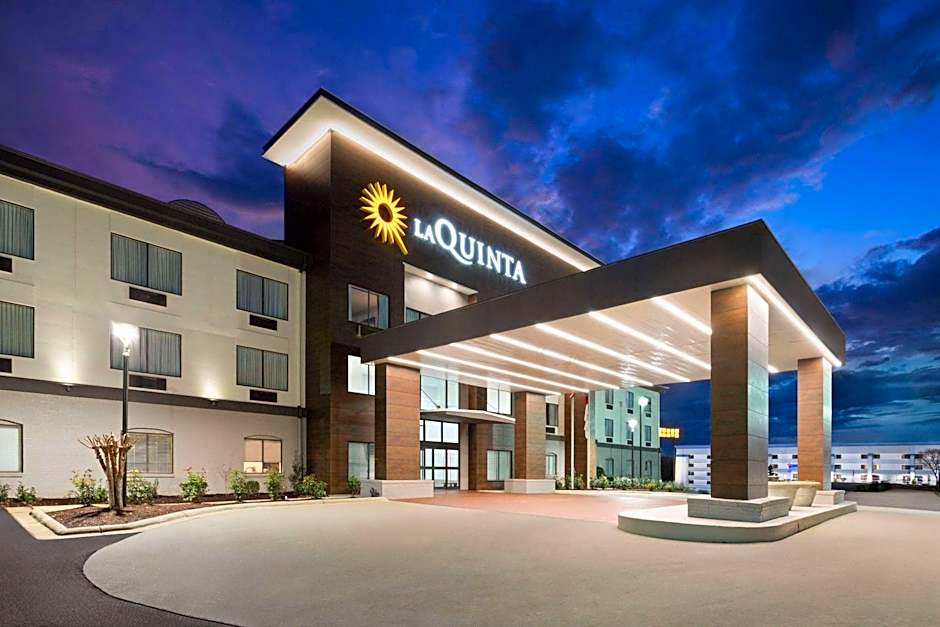 La Quinta Inn & Suites by Wyndham Meridian