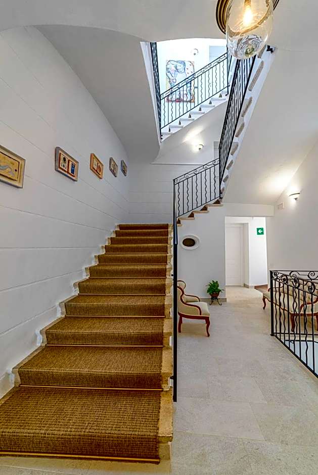 Seranova Luxury Hotel - Adults Only