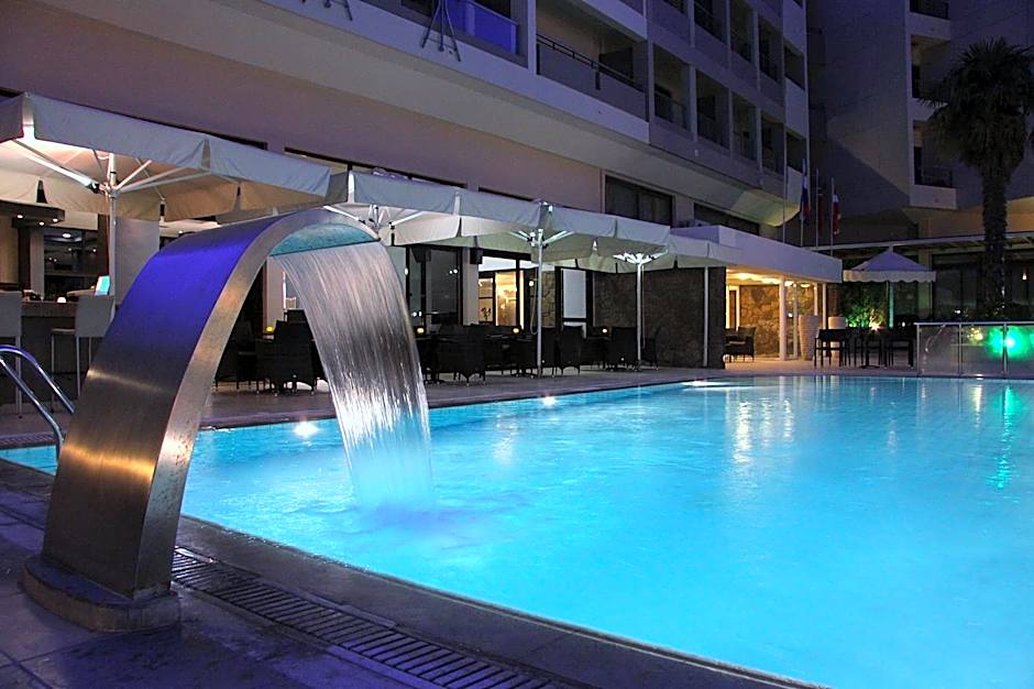 Saint Constantine Hotel