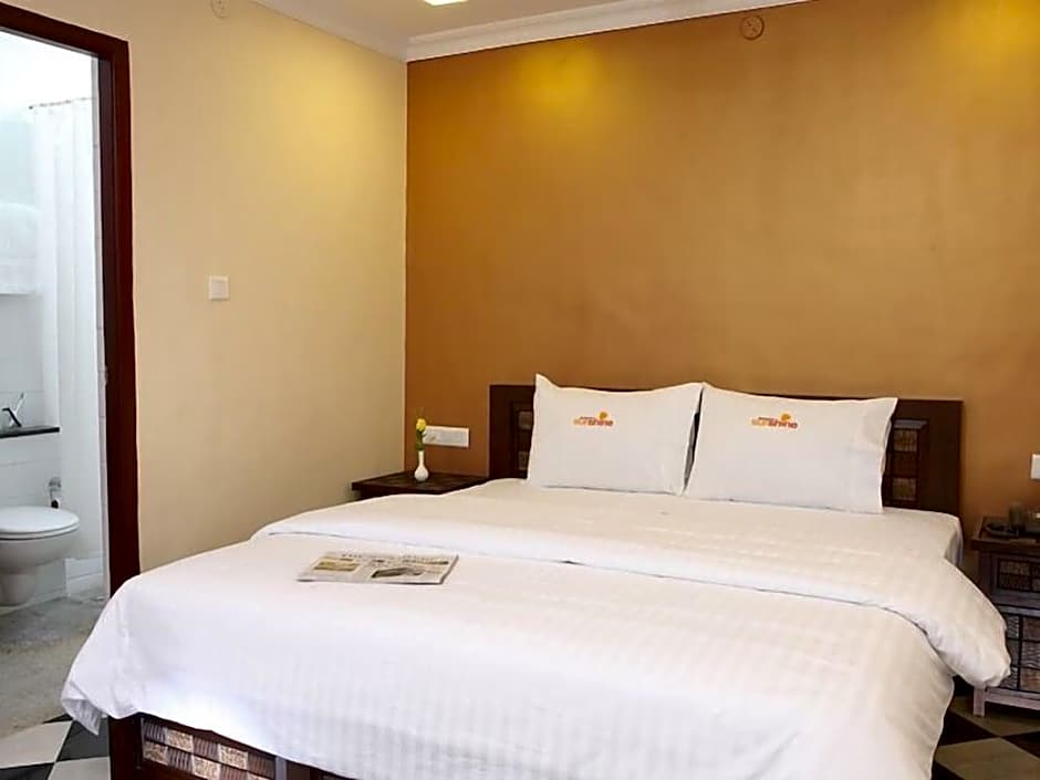 Meenakshi Sunshine Hotel