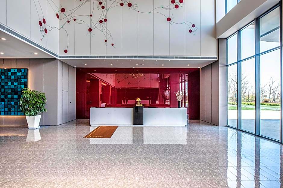 Q-Box Hotel Shanghai Sanjiagang