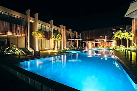 Villa Naluri Frente Mar em Japaratinga por Quarto à Vista