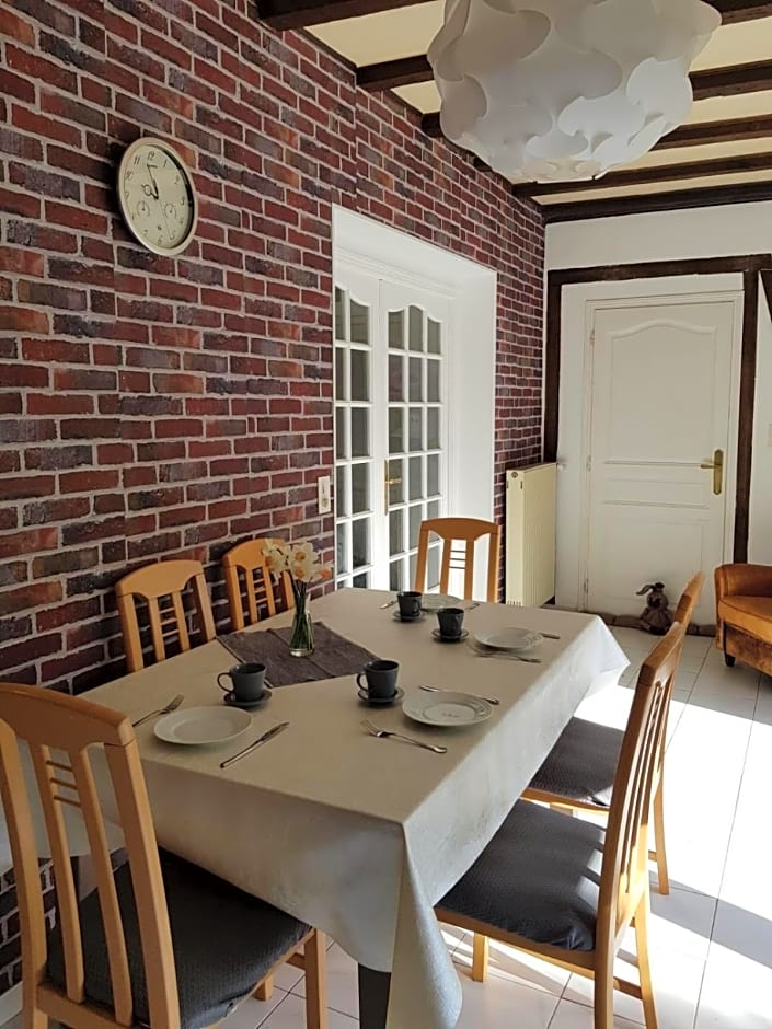 COSY ROOM + BREAKFAST 20 mn from EPERNAY