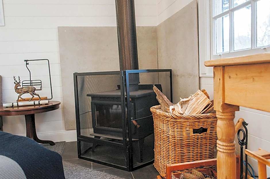 Crackenback Farm Guesthouse