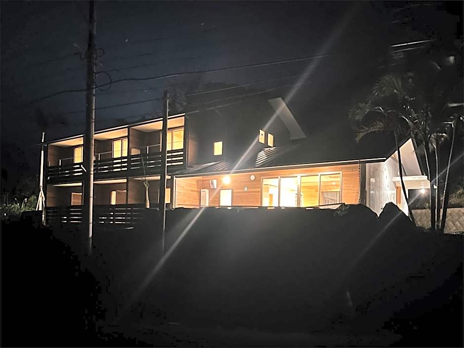 Guest House Amami Long Beach 2