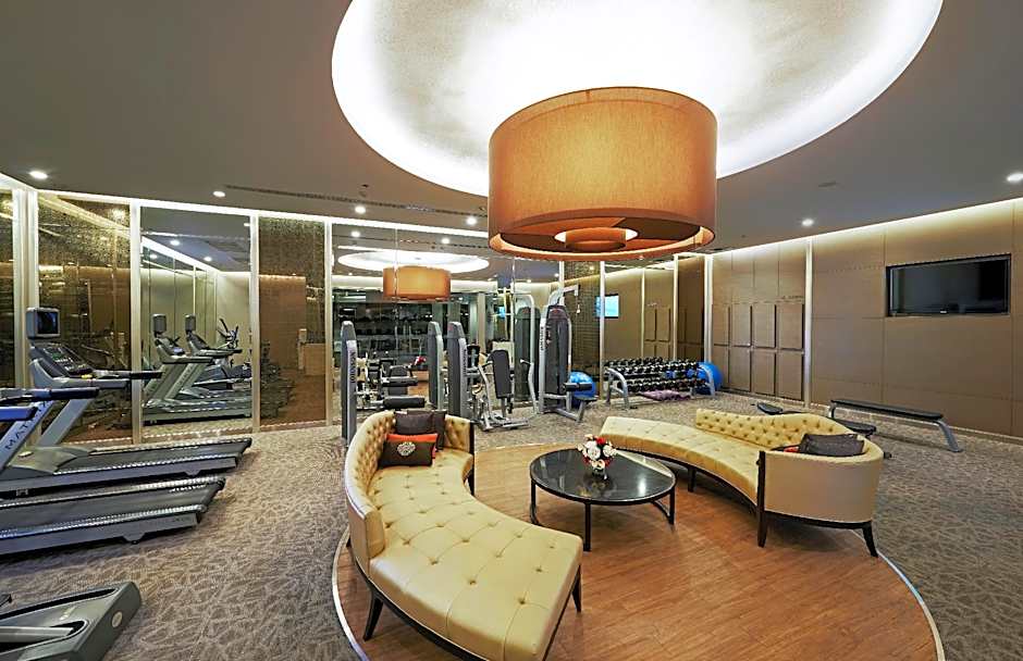 Mandarin Hotel Managed By Centre Point