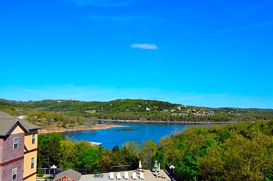 Rockwood Condos on Table Rock Lake With Boat Slips