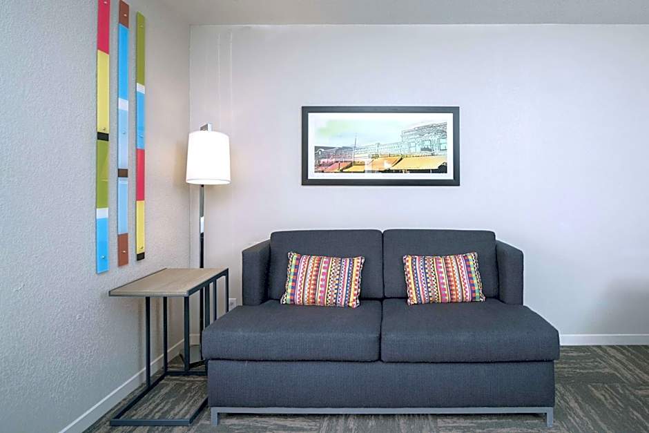 Hampton Inn By Hilton Hays