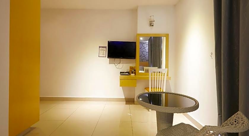 East Sun Hotel