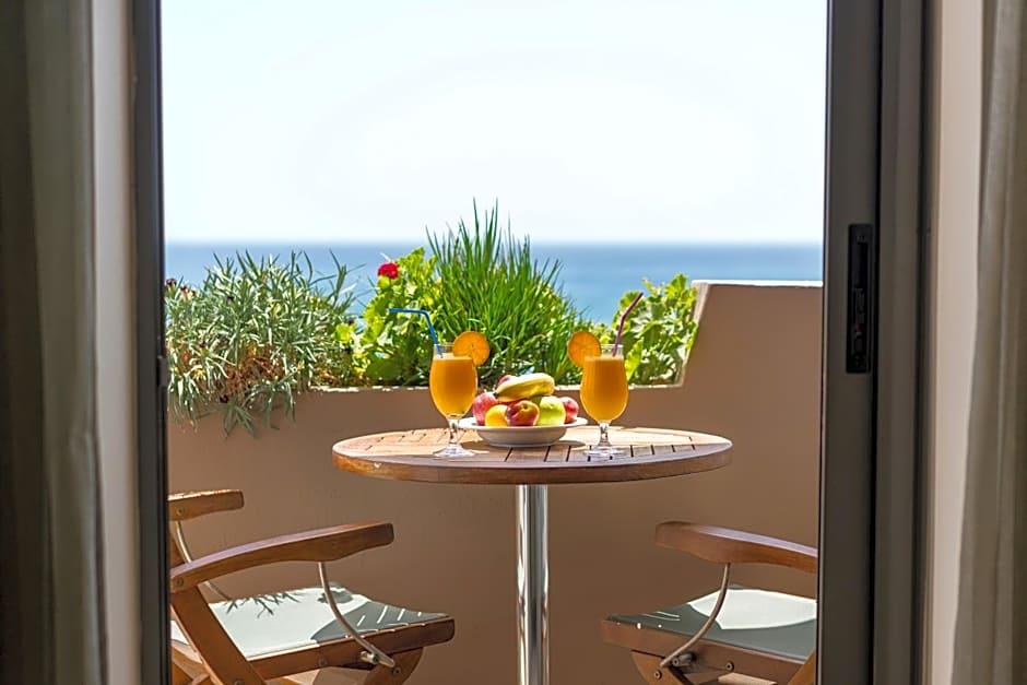 Alianthos Beach Hotel