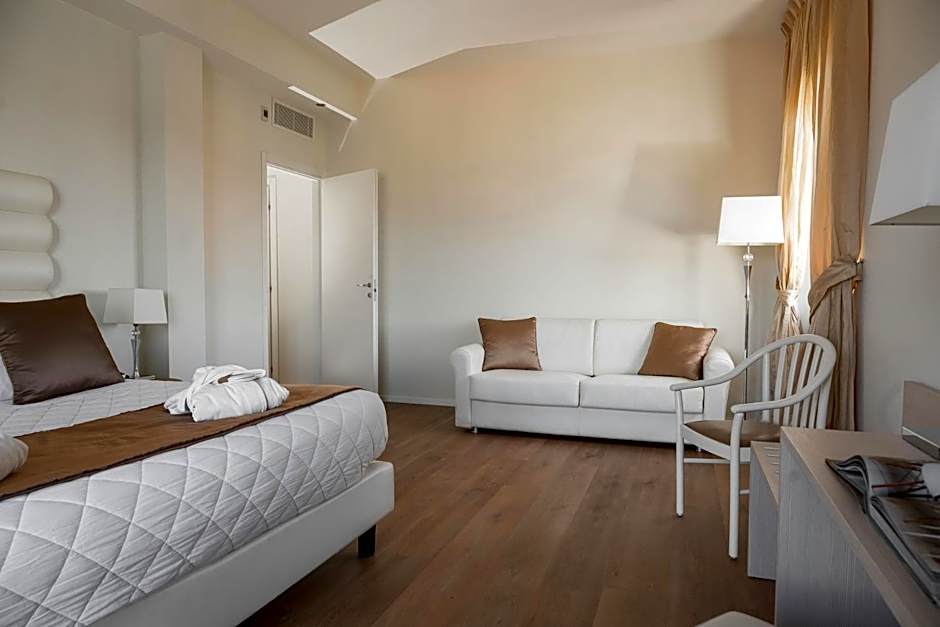 Europa Grand Hotel