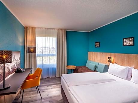 Privilege Queen Room