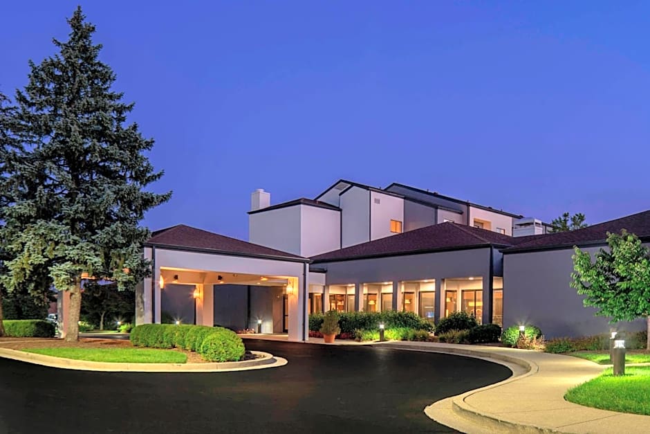 Courtyard by Marriott Louisville East