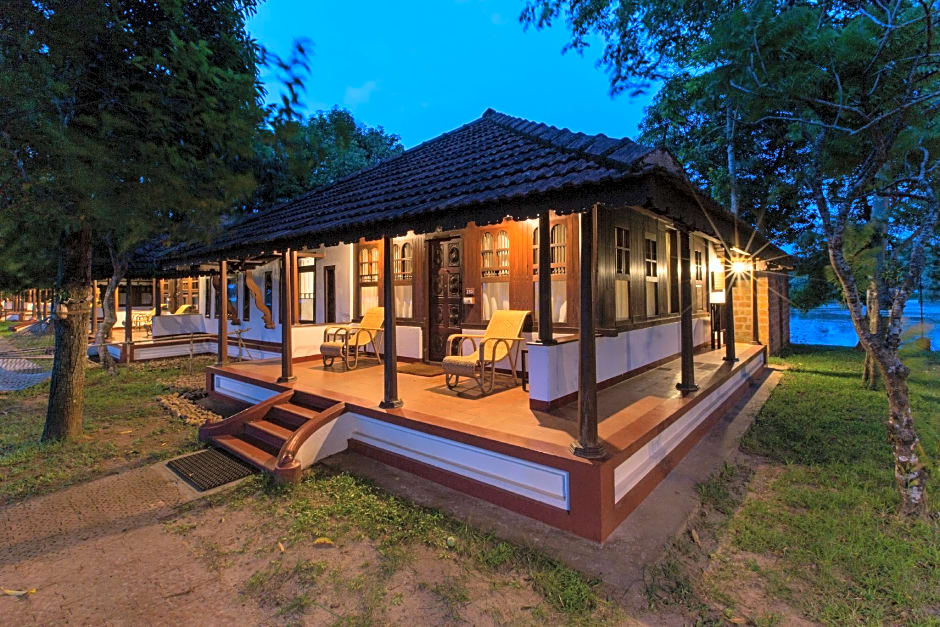 Coconut Lagoon - CGH Earth