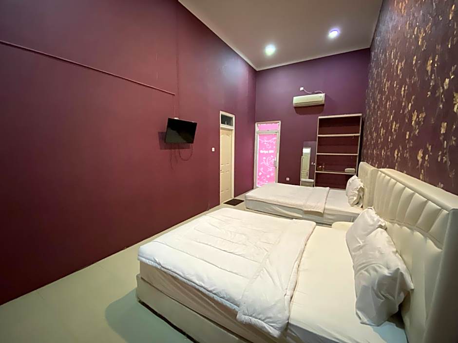 Griya RW Family Guest House Redpartner