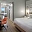 Courtyard by Marriott New Orleans French Quarter/Iberville