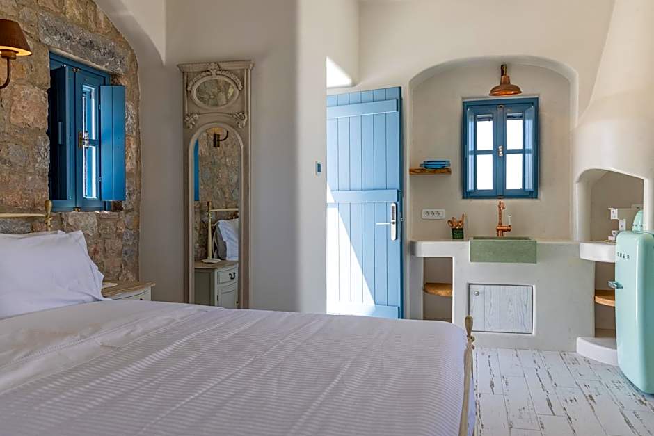 Blue Pearls-Adults Only Luxury Suites