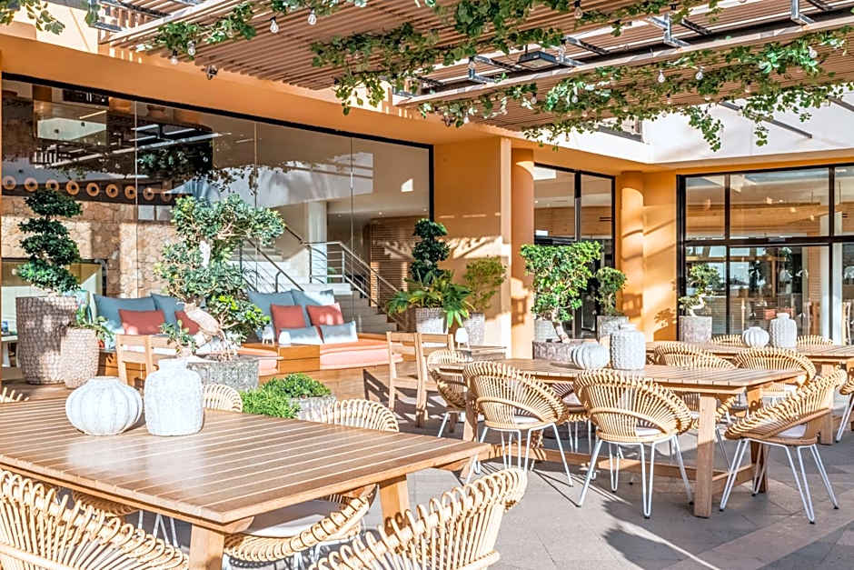 Iberostar Waves Playa Gaviotas All Inclusive