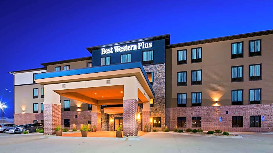 Best Western Plus Lincoln Inn & Suites