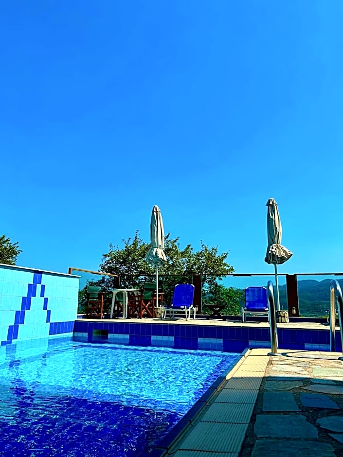 Hotel Athina