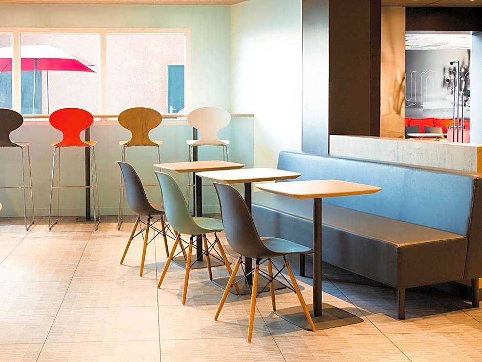 ibis Orly Chevilly Tram 7