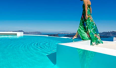 Apanemo Hotel & Suites