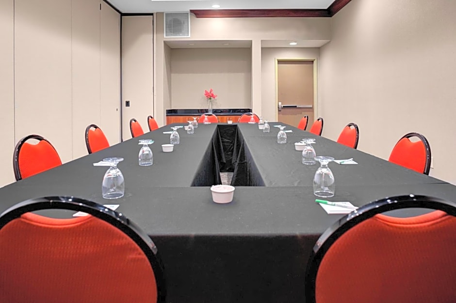Holiday Inn & Suites Lima By IHG