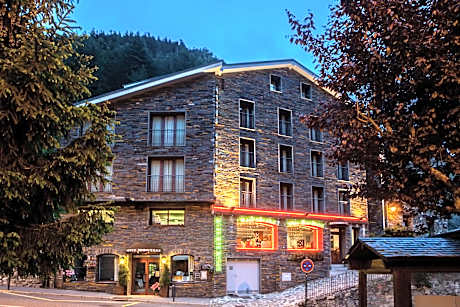 Hotel Montané