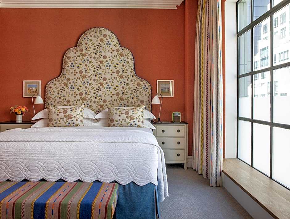 The Whitby Hotel